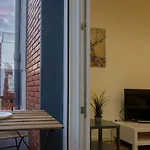 Bright, Brand New & Very Comfortable Apartment